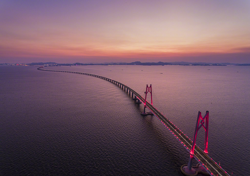 衡鋼制造閃耀“港珠澳大橋”